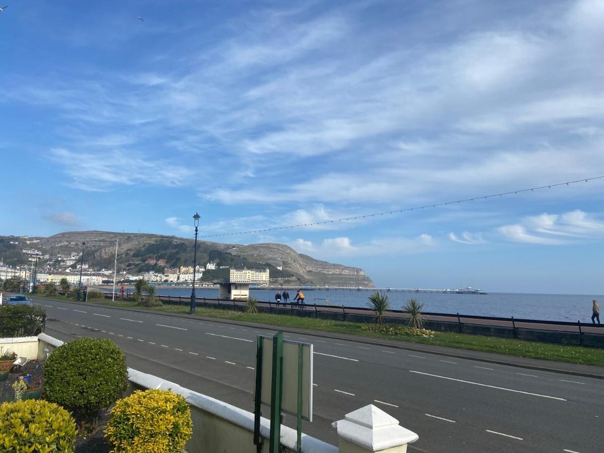 The Shelbourne (Adults Only) Hotel Llandudno Buitenkant foto